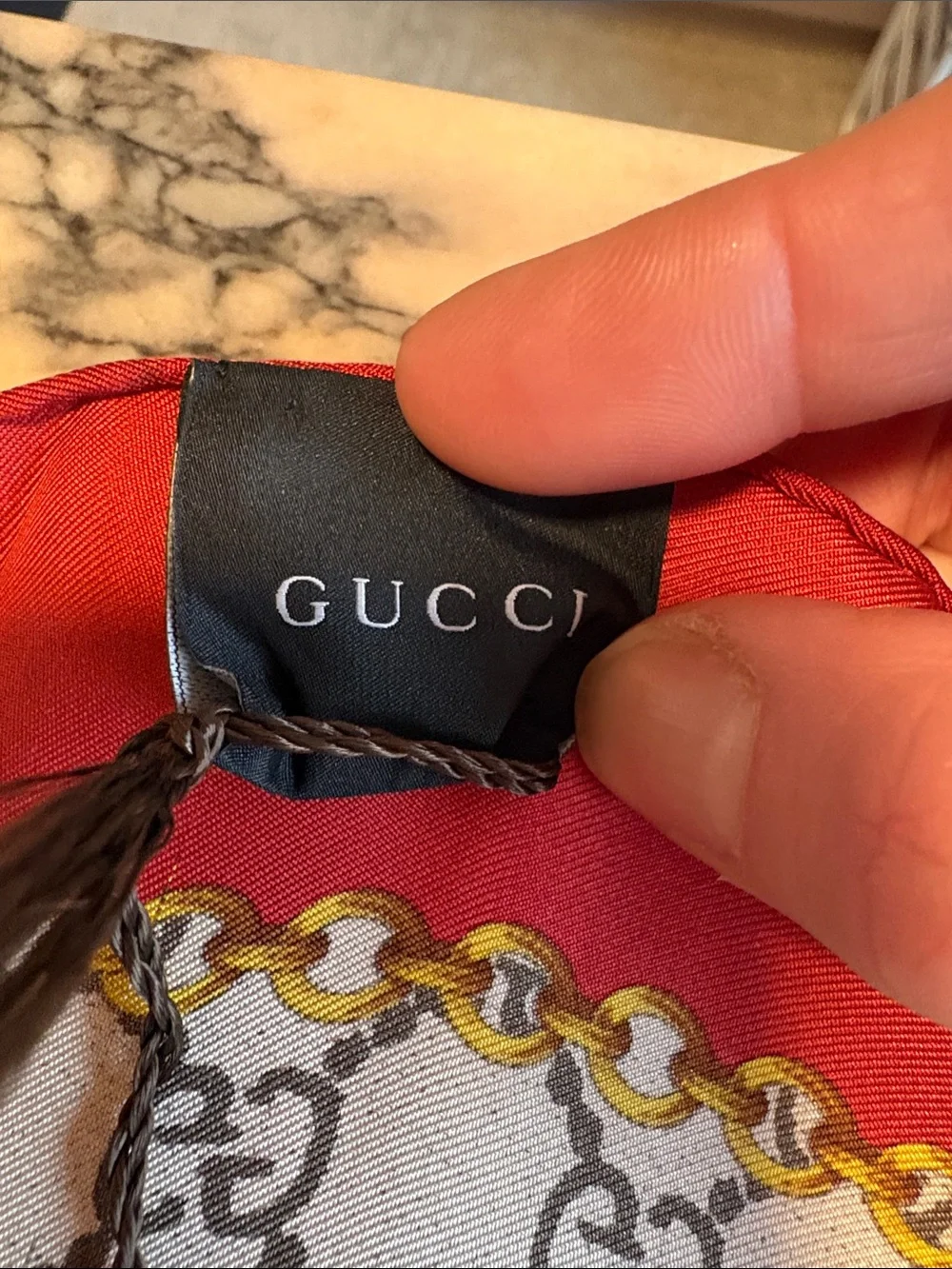 Authentic BNWT!! GUCCI CA WEBCREST SILK TWILLY SCARF 🧣#327371